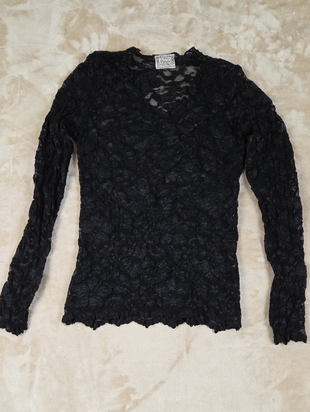Simply Detailed Black Lace Long-Sleeve Top